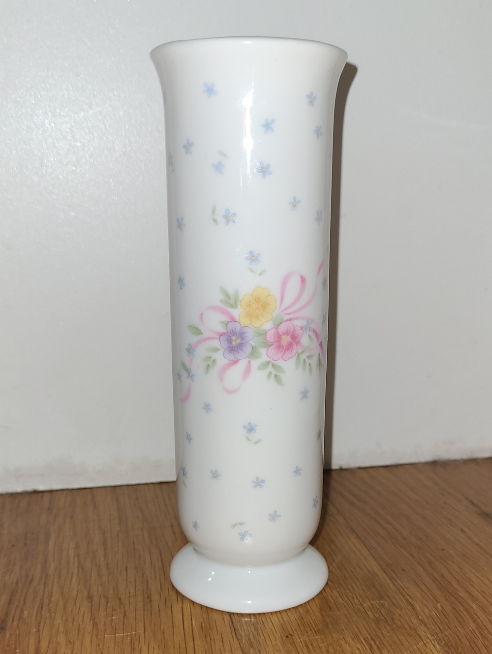 Japanese White Floral Bud Vase with Pink and Yellow Accents